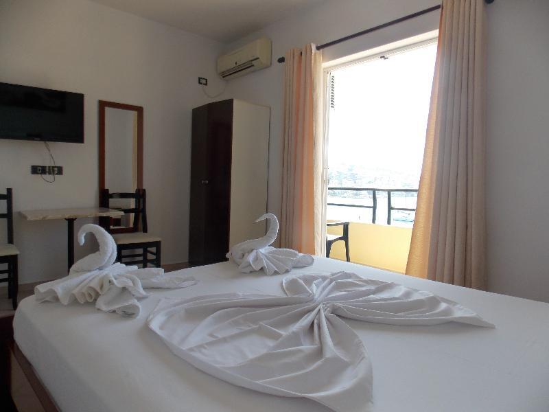 Hotel Real ซารานเดอ ภายนอก รูปภาพ